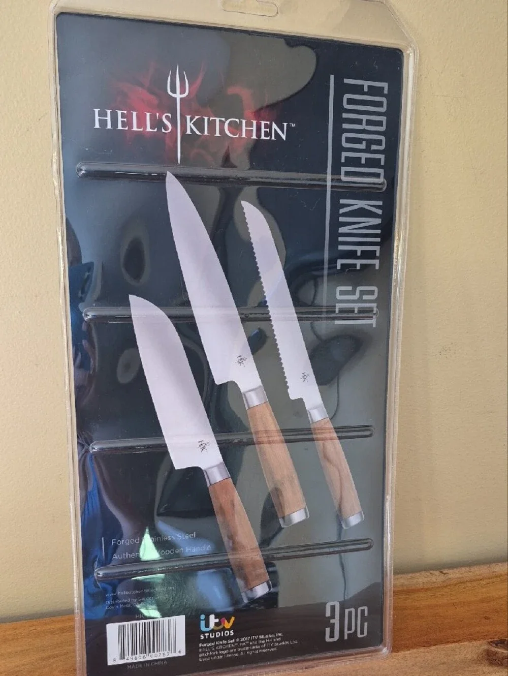NEW Hell's Kitchen 3-Piece Wood Handle Forged Knife Set